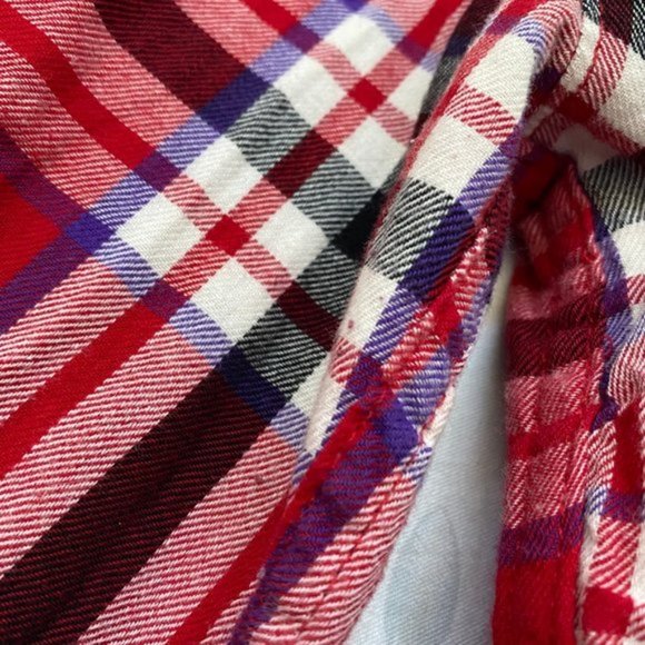 Aeropostale Size M Red Plaid Flannel - Picture 6 of 10